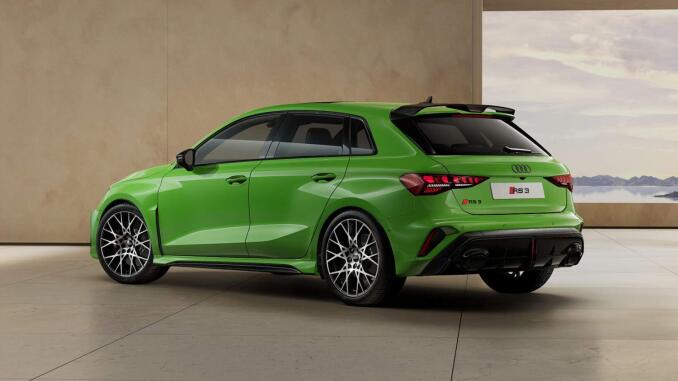 Audi RS3 RS 3 TFSI Qtro 400 Carbon Vorsprung 5dr S Tronic Petrol Hatchback - Image 4